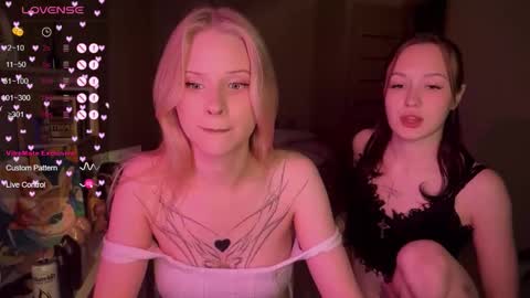 Eva and Lisa online show from 09/19/25, 06:30