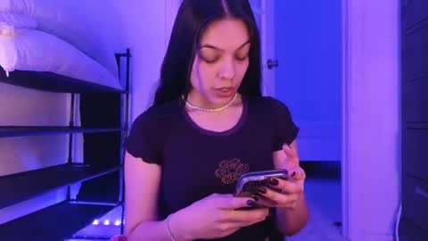 Snapshot of sweetieslikebutter chatting on 01/28/25, 03:25 Blu Sweets online show from 01/28/25, 03:25