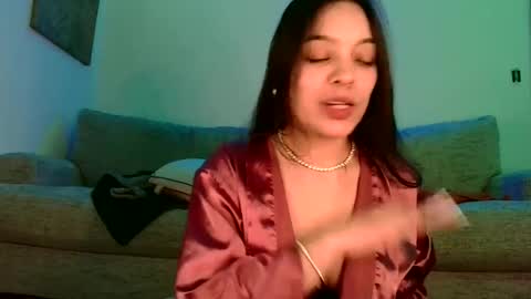 Snapshot of sweetieslikebutter chatting on 02/20/25, 09:22 Blu Sweets online show from 02/20/25, 09:22