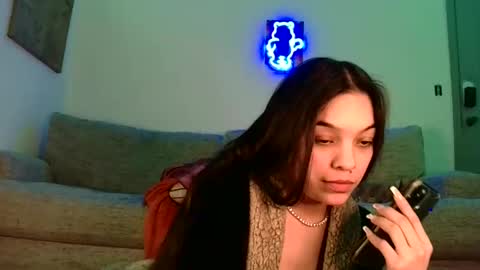 Snapshot of sweetieslikebutter chatting on 02/20/25, 08:14 Blu Sweets online show from 02/20/25, 08:14