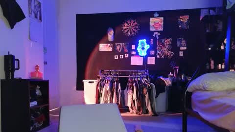 Snapshot of sweetieslikebutter chatting on 03/02/26, 07:15 Blu Sweets online show from 03/02/26, 07:15