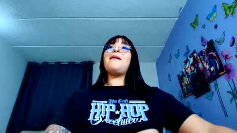 Isabella online show from 05/07/26, 07:36