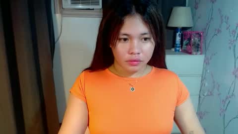 Snapshot of sweetjanna4u chatting on 05/21/26, 01:51 JANNA online show from 05/21/26, 01:51