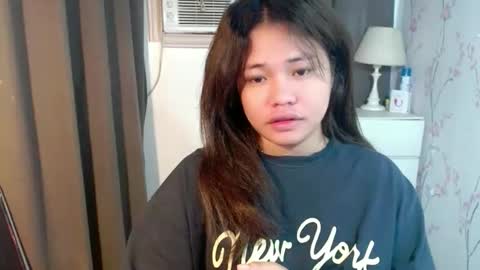 Snapshot of sweetjanna4u chatting on 05/27/26, 10:51 JANNA online show from 05/27/26, 10:51