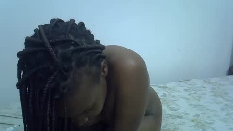 sweetkarin22 online show from 10/19/25, 11:05