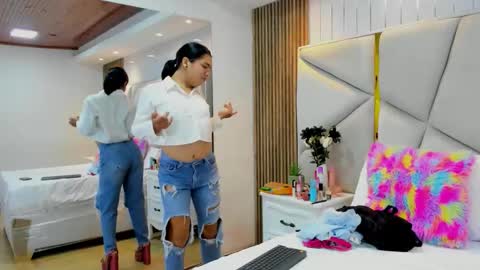 Snapshot of sweetkata_ chatting on 12/03/25, 11:41 kata online show from 12/03/25, 11:41