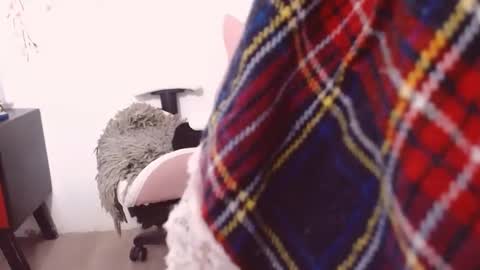 Snapshot of sweetkatik chatting on 10/29/25, 04:20 karen online show from 10/29/25, 04:20