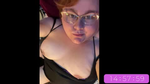 Snapshot of sweetkiitty3 chatting on 06/07/26, 02:48 Jazzy online show from 06/07/26, 02:48