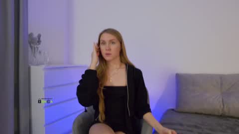 SweetKira1 online show from 02/03/25, 07:21