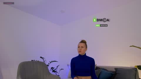Snapshot of sweetkira1 chatting on 06/03/26, 02:33 SweetKira1 online show from 06/03/26, 02:33