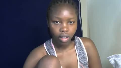 Snapshot of sweetkirrie chatting on 05/12/26, 10:12 sweetkirrie online show from 05/12/26, 10:12