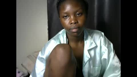 Snapshot of sweetkirrie chatting on 06/04/26, 09:54 sweetkirrie online show from 06/04/26, 09:54