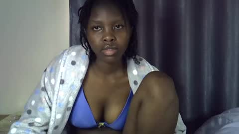 sweetkirrie online show from 07/13/26, 12:19