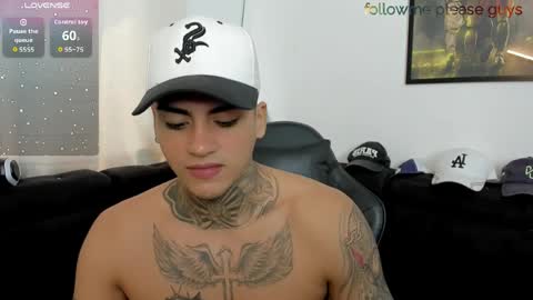 Snapshot of sweetlatinoboy chatting on 04/01/26, 01:41 SWEETLATINBOY online show from 04/01/26, 01:41