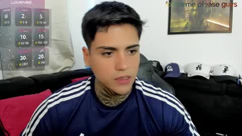 Snapshot of sweetlatinoboy chatting on 04/07/26, 09:15 SWEETLATINBOY online show from 04/07/26, 09:15