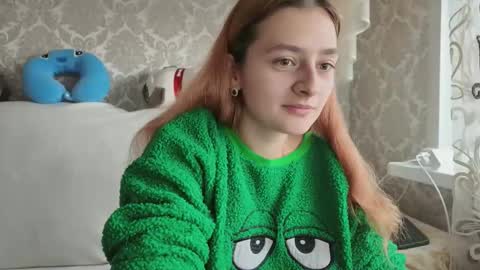 sweetliaison online show from 10/22/25, 09:42