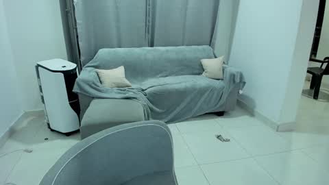 Lian online show from 02/09/25, 07:16