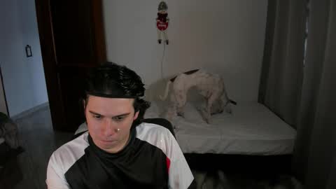 Lian online show from 11/12/25, 05:35