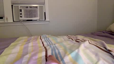 Snapshot of sweetlittleangela chatting on 05/19/26, 01:56 sweetlittleangela online show from 05/19/26, 01:56