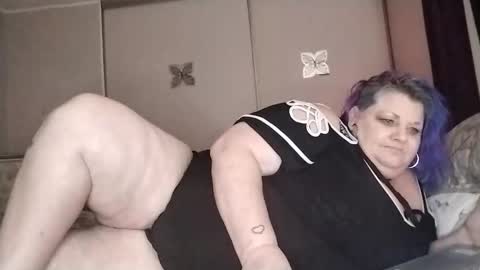 Snapshot of sweetlolajean chatting on 01/11/25, 04:06 sweetlolajean online show from 01/11/25, 04:06