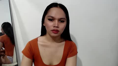 My name is Lyka online show from 05/04/26, 08:32