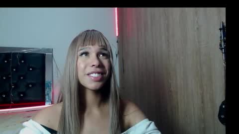 Snapshot of sweetmagic6 chatting on 03/06/26, 08:44 sweetmagic6 online show from 03/06/26, 08:44