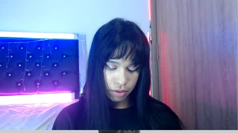 Snapshot of sweetmagic6 chatting on 04/01/26, 12:44 sweetmagic6 online show from 04/01/26, 12:44