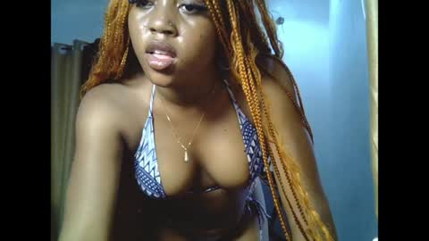 sweetmila9 online show from 05/01/26, 11:37