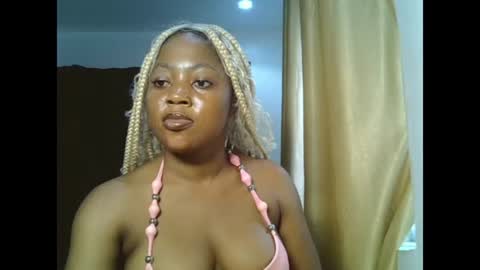 Snapshot of sweetmila9 chatting on 06/29/26, 10:15 sweetmila9 online show from 06/29/26, 10:15