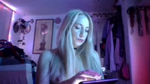 Aria online show from 06/01/26, 12:18
