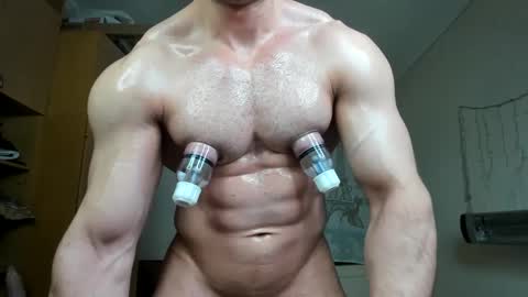 Snapshot of sweetmuscles_boy chatting on 09/29/25, 05:34 Lorenzo online show from 09/29/25, 05:34