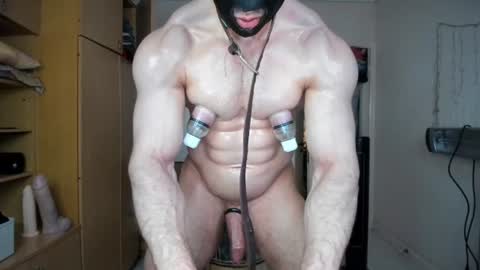 Snapshot of sweetmuscles_boy chatting on 07/01/26, 03:52 Lorenzo online show from 07/01/26, 03:52