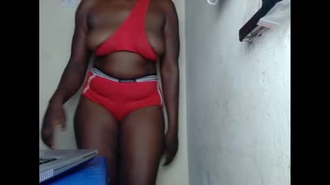 Snapshot of sweetnectarx chatting on 02/26/25, 08:33 sweetnectarx online show from 02/26/25, 08:33