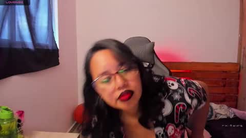 Snapshot of sweetnoah04 chatting on 09/17/25, 10:55 Noah online show from 09/17/25, 10:55