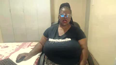 sweetnoziexxx online show from 01/14/25, 04:15