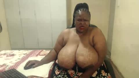 sweetnoziexxx online show from 01/15/25, 09:02