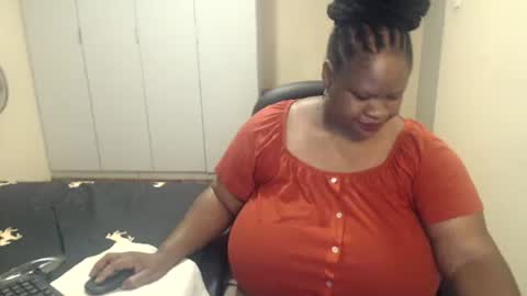 sweetnoziexxx online show from 02/17/25, 03:31