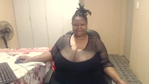 sweetnoziexxx online show from 11/28/25, 06:49