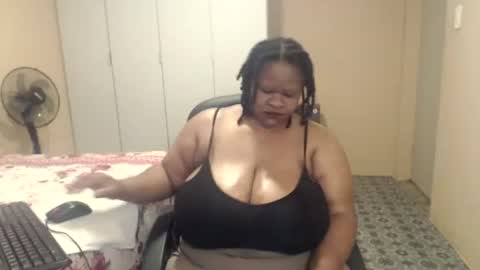 sweetnoziexxx online show from 12/05/25, 05:27