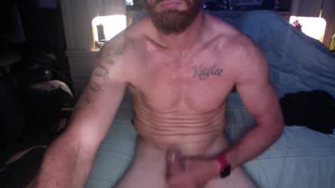 Snapshot of sweetnsexy95 chatting on 12/22/24, 11:11 WeAim2PZzz online show from 12/22/24, 11:11