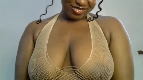 LILY BRANDY online show from 04/25/26, 07:22