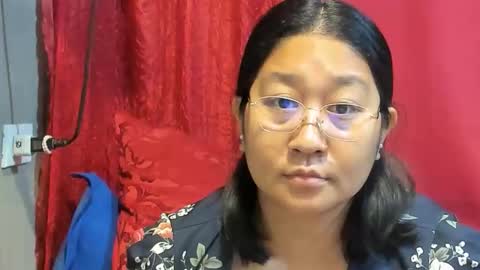 Snapshot of sweetpilipina88 chatting on 02/17/26, 12:18 MIA online show from 02/17/26, 12:18