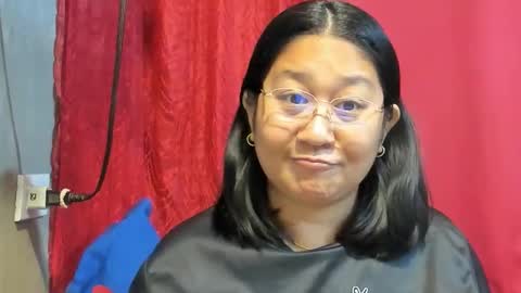 Snapshot of sweetpilipina88 chatting on 02/19/26, 06:48 MIA online show from 02/19/26, 06:48