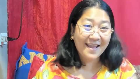 Snapshot of sweetpilipina88 chatting on 02/25/26, 10:08 MIA online show from 02/25/26, 10:08