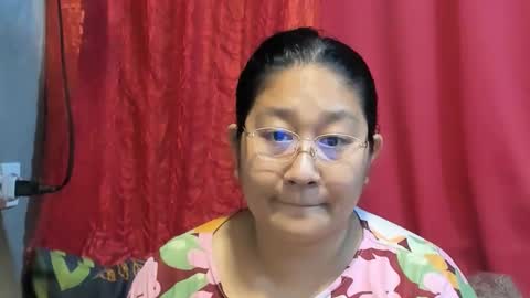 Snapshot of sweetpilipina88 chatting on 03/23/26, 10:52 MIA online show from 03/23/26, 10:52