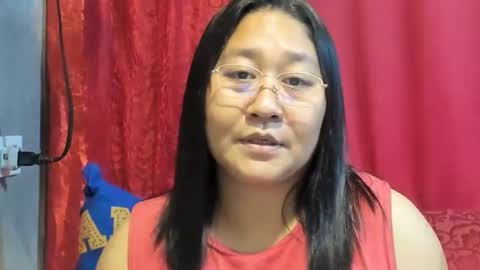 Snapshot of sweetpilipina88 chatting on 03/26/26, 03:01 MIA online show from 03/26/26, 03:01