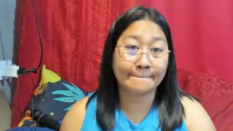 Snapshot of sweetpilipina88 chatting on 04/02/26, 02:31 MIA online show from 04/02/26, 02:31