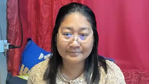 Snapshot of sweetpilipina88 chatting on 04/09/26, 09:20 MIA online show from 04/09/26, 09:20