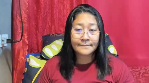 Snapshot of sweetpilipina88 chatting on 04/10/26, 11:09 MIA online show from 04/10/26, 11:09