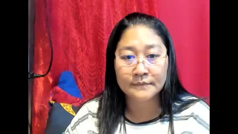 Snapshot of sweetpilipina88 chatting on 04/15/26, 06:42 MIA online show from 04/15/26, 06:42